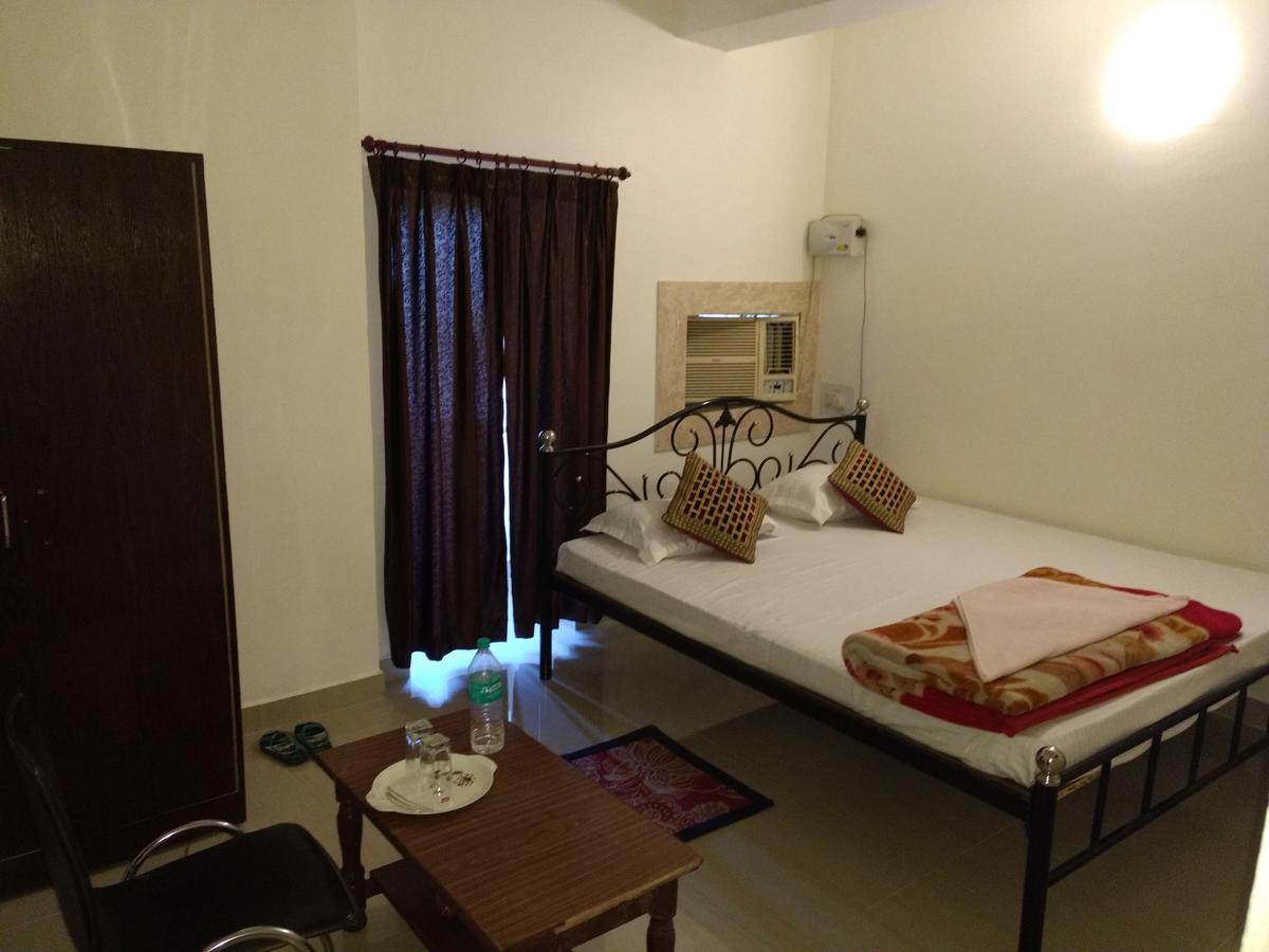 Hotel Shreya Bhubaneswar Dış mekan fotoğraf